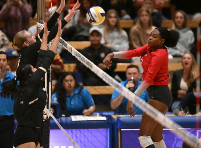 Mater Dei Mitty girls 2023 Open Division state title by Heston Quan 111820233